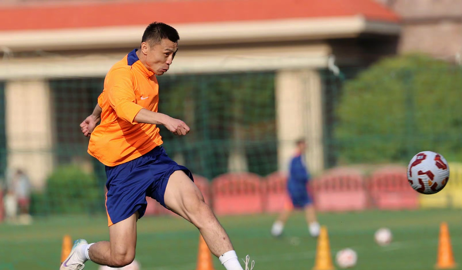 亚博官网-关于清晨山东泰山完成体检——德国杯节点到来,底气十足,训练强度明显提升的信息-亚博官网